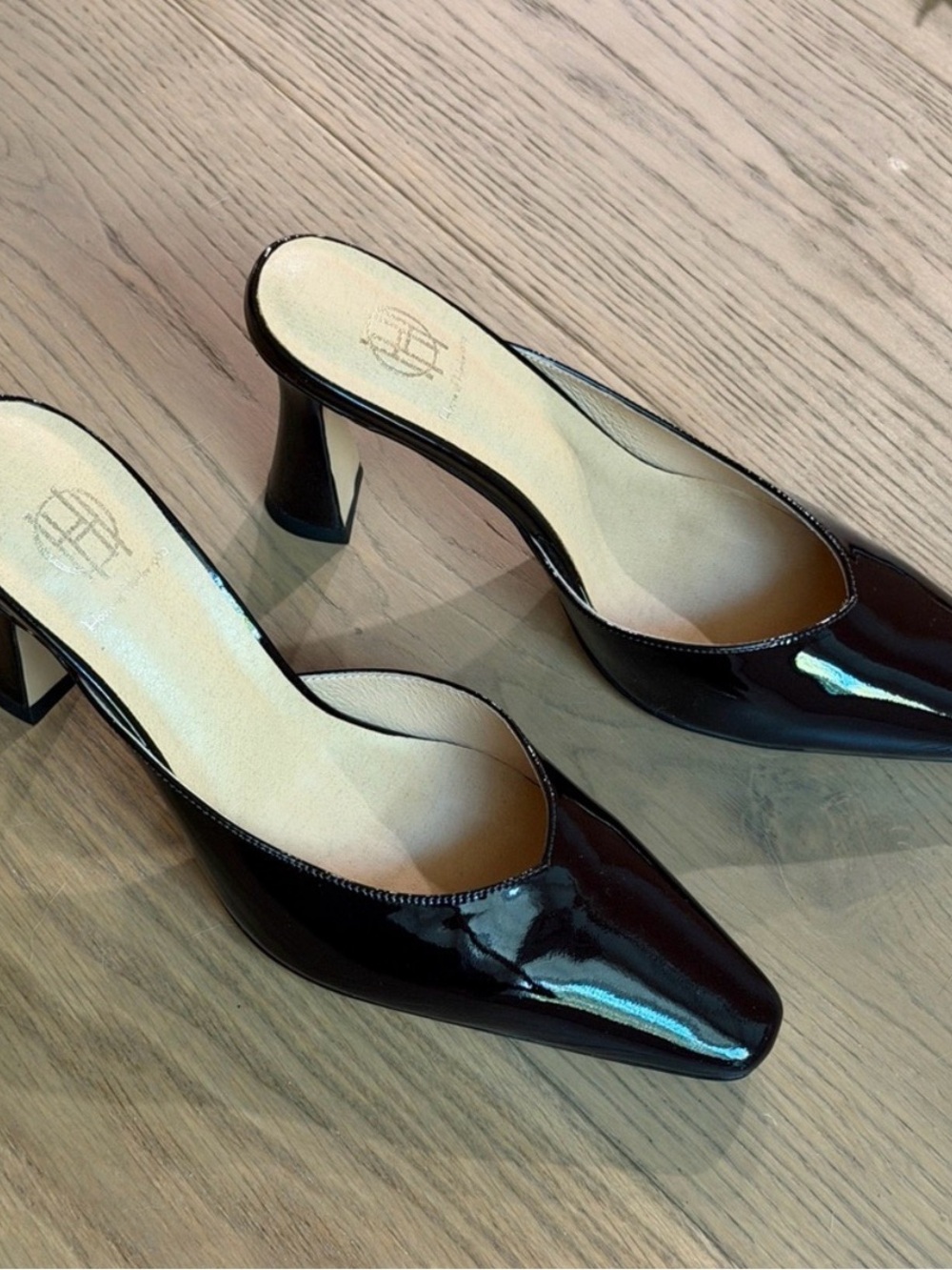 House of Harlow 1960 Black Patent Leather Mules